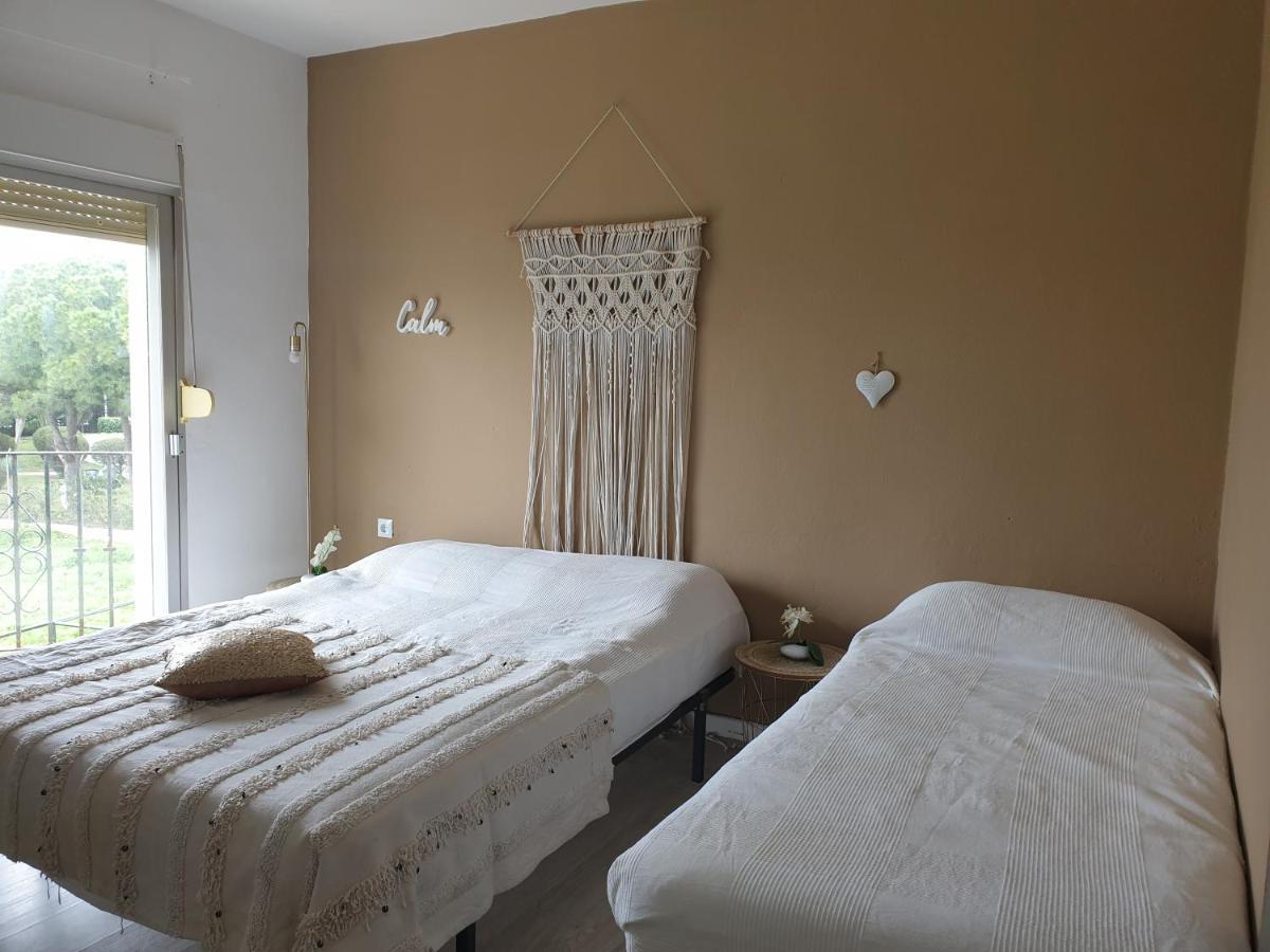 Oh! Cinnamon Beach Guest House Isla Canela Ngoại thất bức ảnh